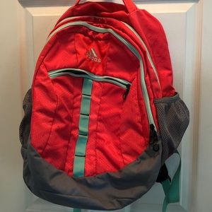 Adidas back pack very good condition